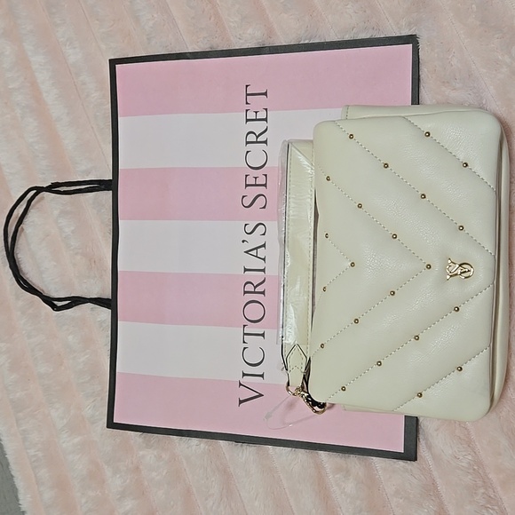 Victoria's Secret Handbags - Victoria's Secret Quilted Cream Wrislet Gold Accents With VS Shopping Bag NWT
